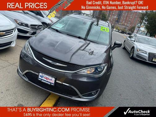 2020 Chrysler Pacifica Touring L