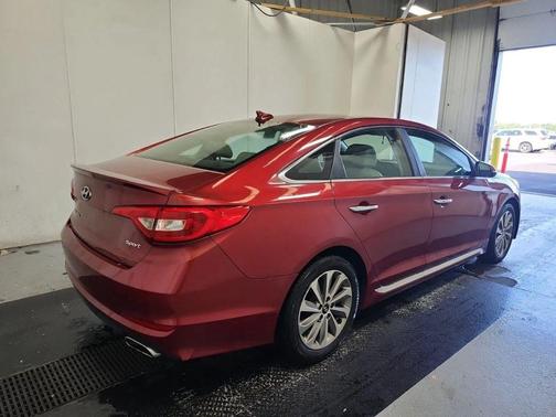 2016 Hyundai SONATA Sport