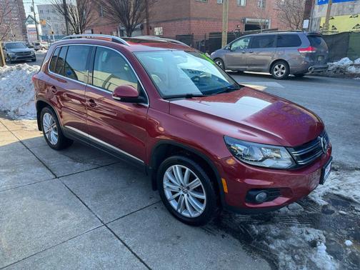 2016 Volkswagen Tiguan 2.0T SE 4MOTION
