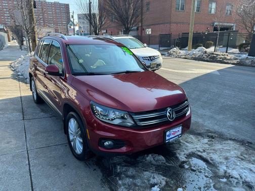 2016 Volkswagen Tiguan 2.0T SE 4MOTION