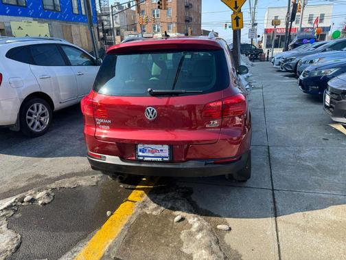 2016 Volkswagen Tiguan 2.0T SE 4MOTION