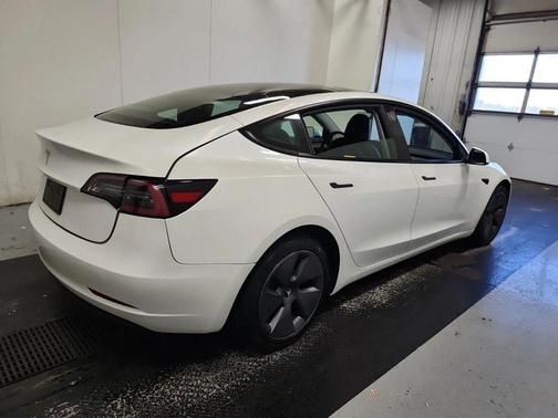 2023 Tesla Model 3 Standard Range
