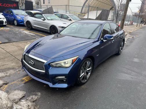 2016 INFINITI Q50 3.0t RED SPORT 400