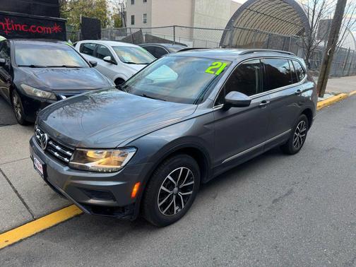 2021 Volkswagen Tiguan 2.0T SE