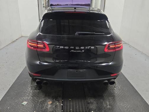 2015 Porsche Macan S