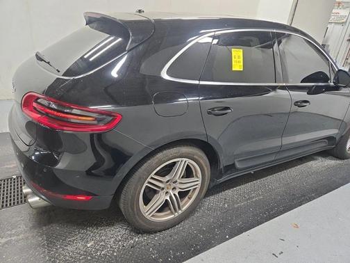 2015 Porsche Macan S