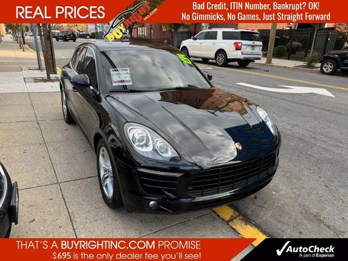 2015 Porsche Macan S