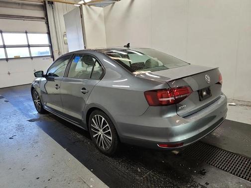 2016 Volkswagen Jetta 1.8T Sport