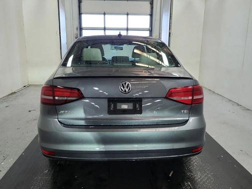 2016 Volkswagen Jetta 1.8T Sport
