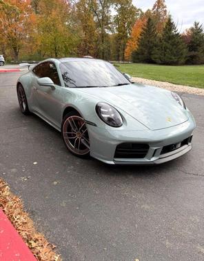 2025 Porsche 911 Carrera