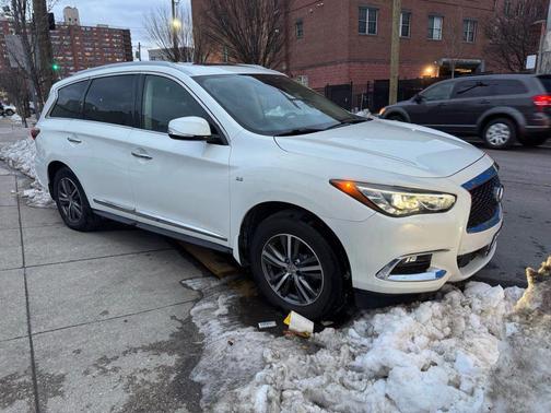 2019 INFINITI QX60 Luxe