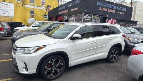 2018 Toyota Highlander SE