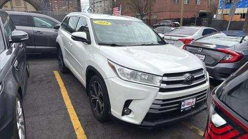 2018 Toyota Highlander SE