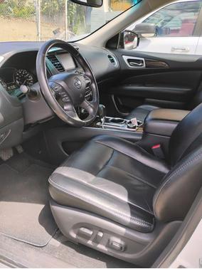 2014 Nissan Pathfinder SL