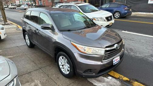 2015 Toyota Highlander LE
