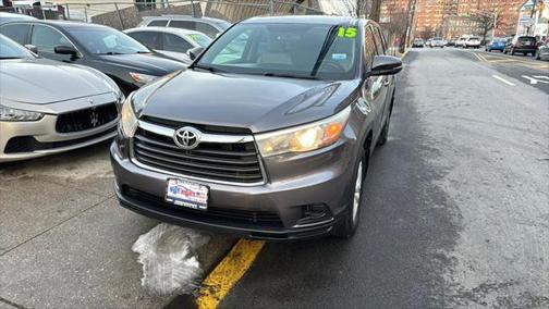 2015 Toyota Highlander LE