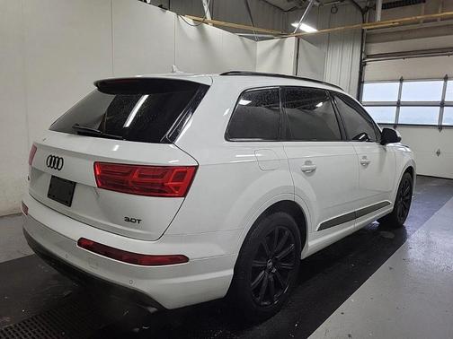 2017 Audi Q7 3.0T Premium