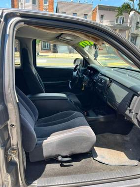 2003 Dodge Dakota Base