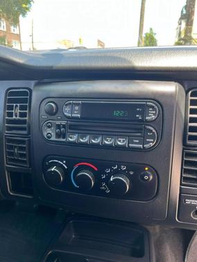 2003 Dodge Dakota Base