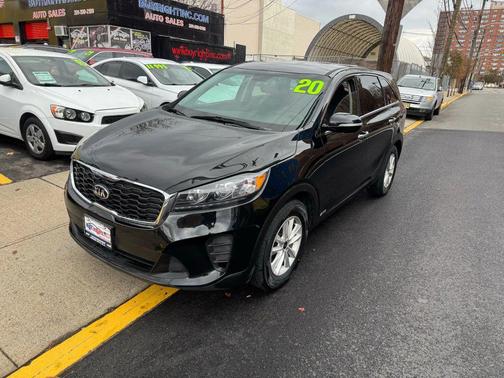 2020 Kia Sorento LX