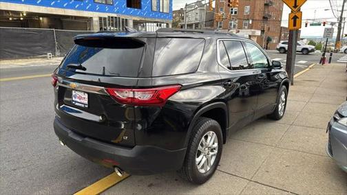 2021 Chevrolet Traverse LT