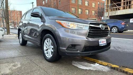 2015 Toyota Highlander LE