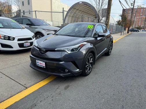 2018 Toyota C-HR XLE Premium Sport Utility 4D