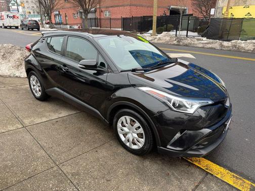 2019 Toyota C-HR LE