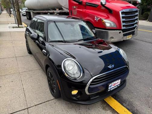 2018 MINI Hardtop Cooper