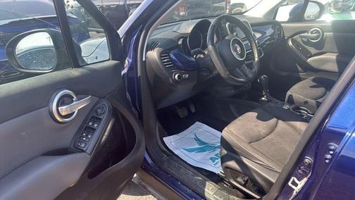 Blu Venezia (Blue Metallic) 2016 FIAT 500X Easy