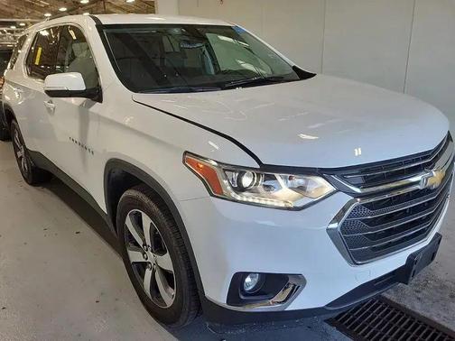 White 2018 Chevrolet Traverse LT Leather