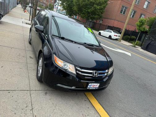 Crystal Black Pearl 2014 Honda Odyssey EX-L