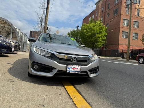 Lunar Silver Metallic 2016 Honda Civic EX-L