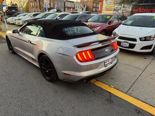 2018 Ford Mustang EcoBoost Premium