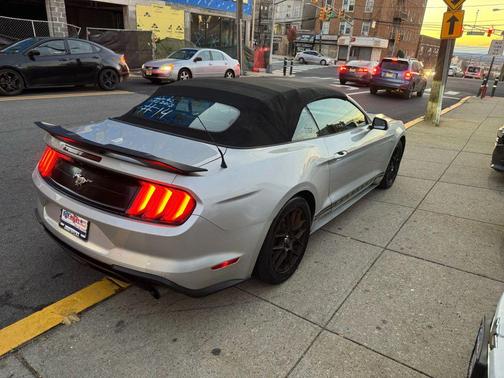 2018 Ford Mustang EcoBoost Premium