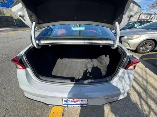 Wolf Gray 2021 Kia K5 GT-Line