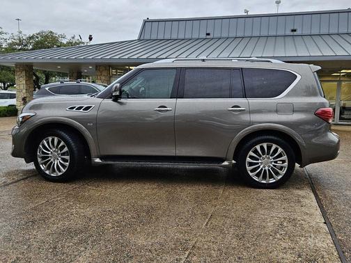 2016 INFINITI QX80 Base