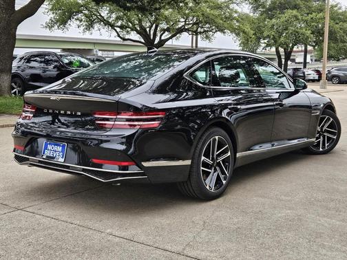 2025 Genesis G80 2.5T