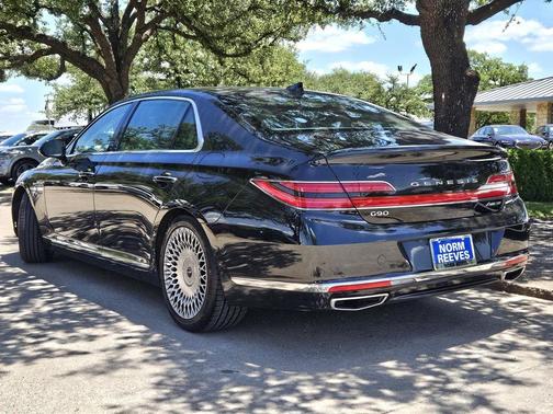 2022 Genesis G90 5.0 Ultimate