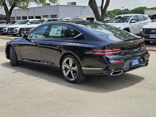 2025 Genesis G80 2.5T