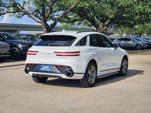 Uyuni White 2025 Genesis GV70 3.5T Sport