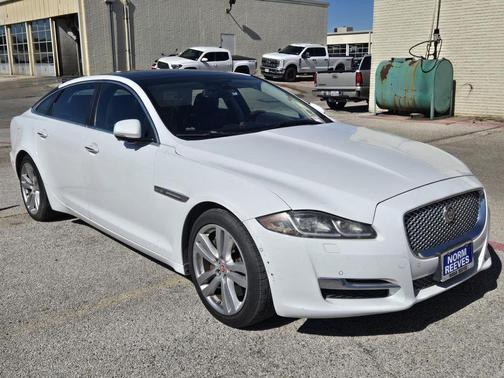 2016 Jaguar XJ XJL Portfolio