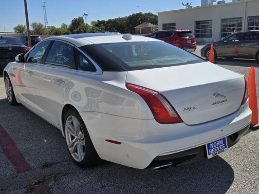 2016 Jaguar XJ XJL Portfolio