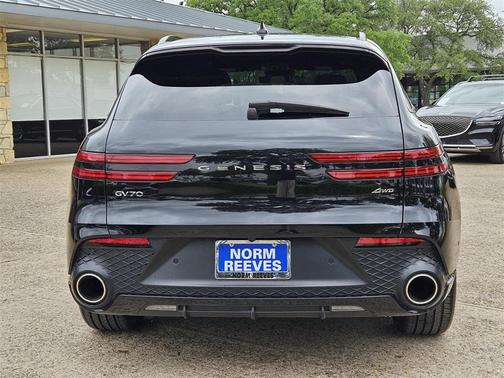 2025 Genesis GV70 2.5T