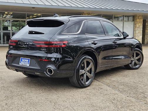 2025 Genesis GV70 2.5T