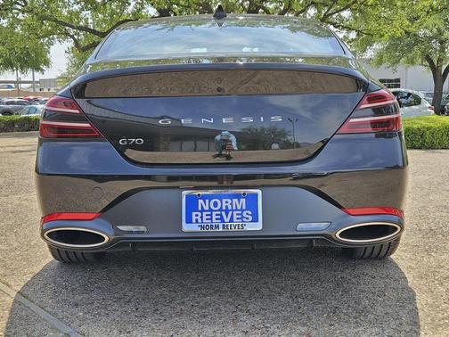 2025 Genesis G70 2.5T