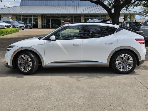 2025 Genesis GV60 Standard