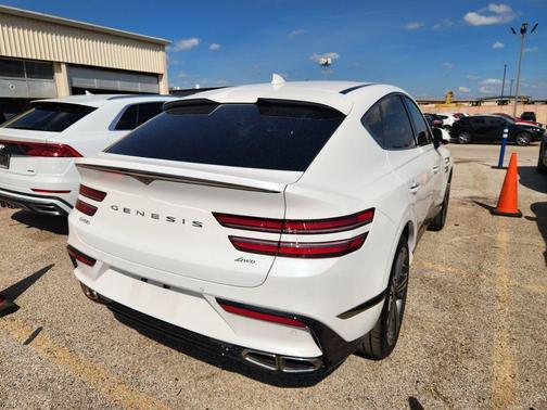 Uyuni White 2025 Genesis GV80 Coupe 3.5T e-SC