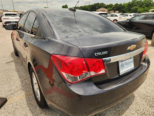 Tungsten Metallic 2016 Chevrolet Cruze Limited 1LT
