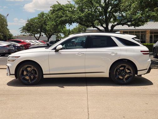 Uyuni White 2026 Genesis GV70 2.5T Sport Prestige